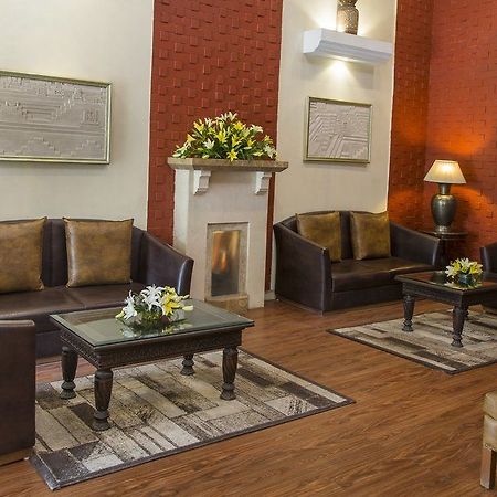 Country Inn Ahmedabad Exterior photo