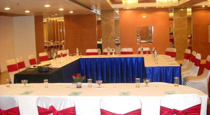 Country Inn Ahmedabad Exterior photo